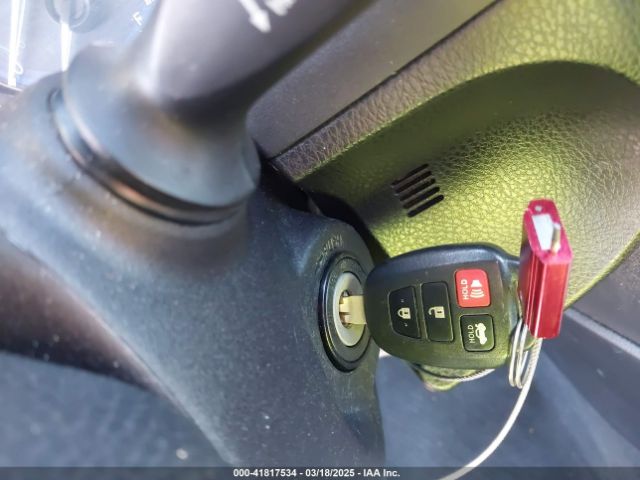 5YFBURHE0HP666505 Toyota COROLLA LE