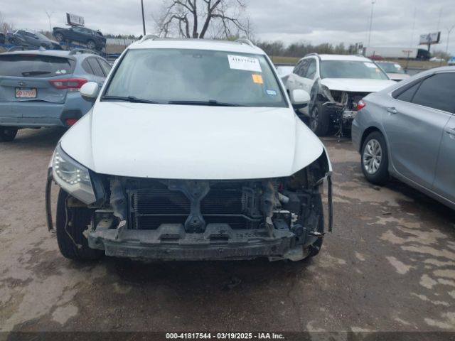 WVGBV7AX0GW550784 Volkswagen TIGUAN SE