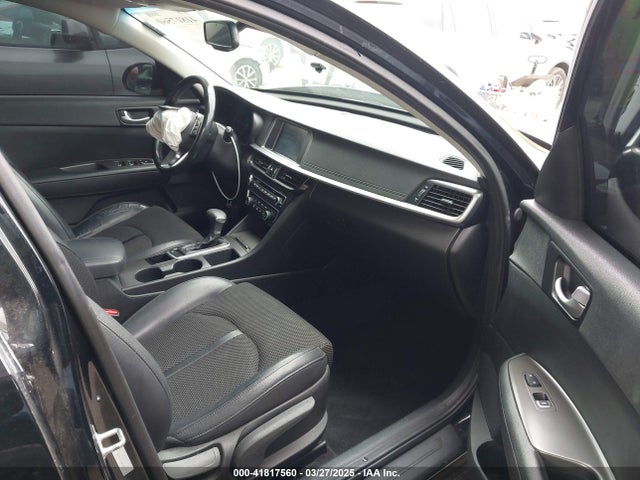 5XXGT4L36KG330178 KIA Optima S