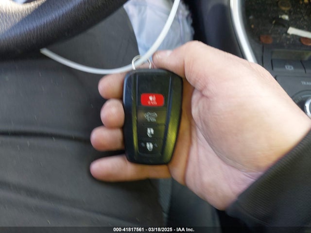 2T3RWRFV3NW139023 Toyota Rav4 Hybrid Xle