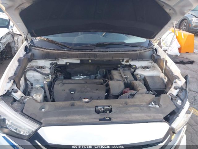 JA4AP3AW1JU024932 Mitsubishi Outlander Sport 2.4 Se