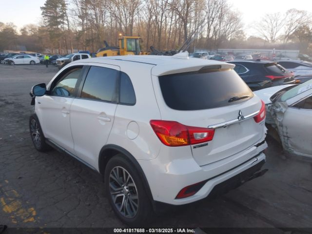 JA4AP3AW1JU024932 Mitsubishi Outlander Sport 2.4 Se