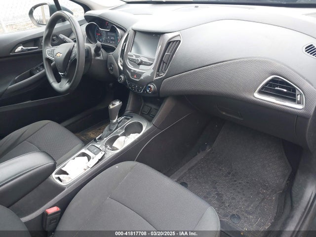1G1BE5SM9H7139420 Chevrolet Cruze Lt Auto