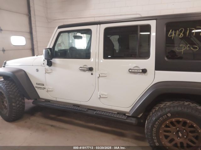 1C4BJWDG3HL597509 Jeep Wrangler Unlimited Sport