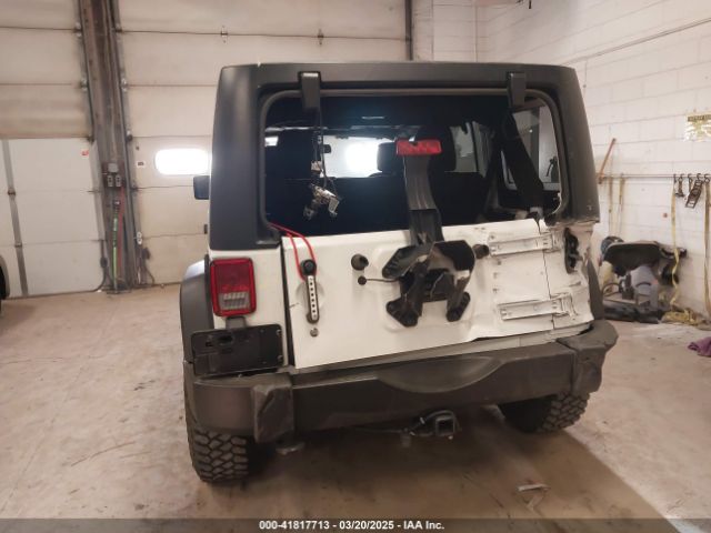 1C4BJWDG3HL597509 Jeep Wrangler Unlimited Sport