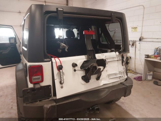 1C4BJWDG3HL597509 Jeep Wrangler Unlimited Sport