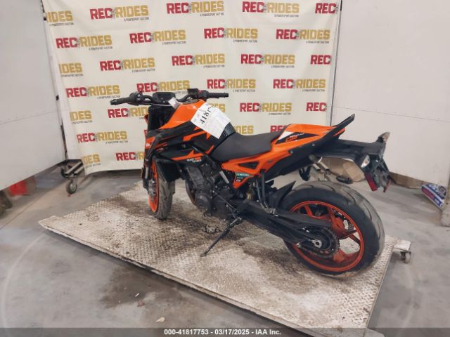 2022 KTM 890 VBKTU9409NM842186 Photo 2