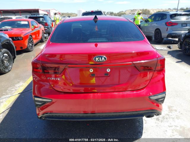 3KPF24AD9ME330665 KIA Forte Lxs