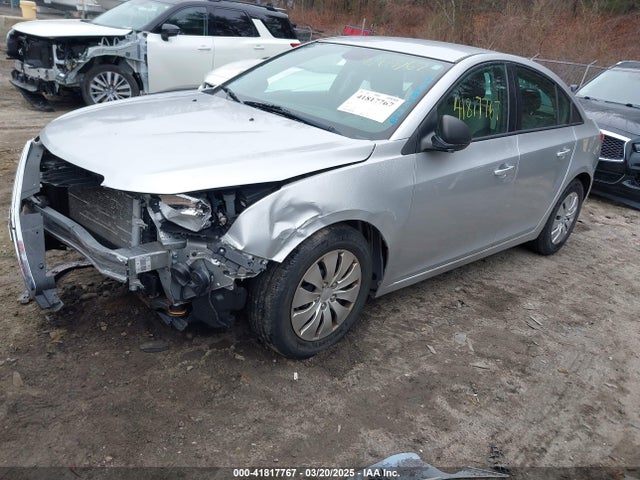 1G1PA5SG6E7275673 Chevrolet Cruze Ls Auto
