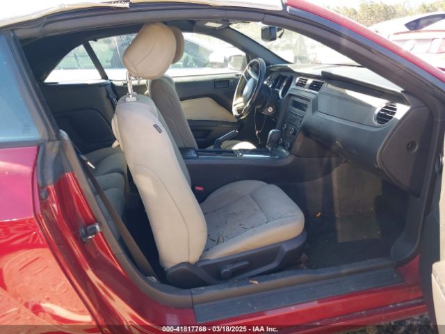 1ZVBP8EM8E5322665 Ford Mustang V6