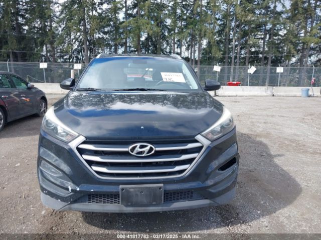 KM8J33A4XHU492339 Hyundai TUCSON SE