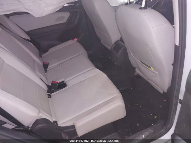 3VV2B7AX9JM201774 Volkswagen Tiguan 2.0t Se/2.0t Sel