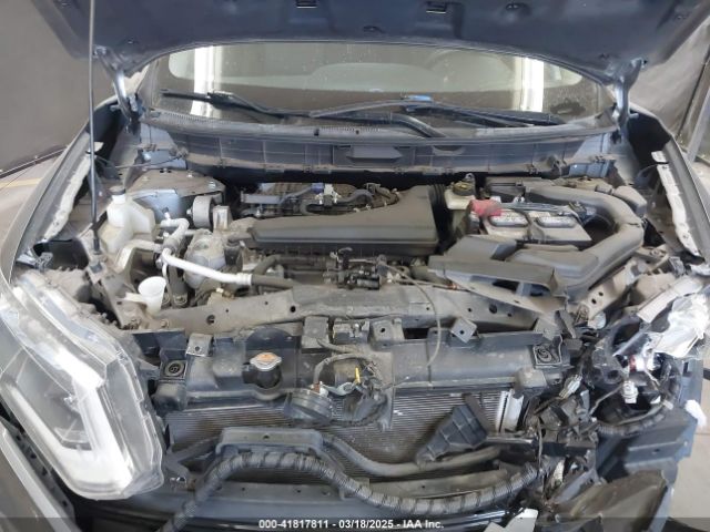 JN8AT2MT5HW145107 Nissan ROGUE SV