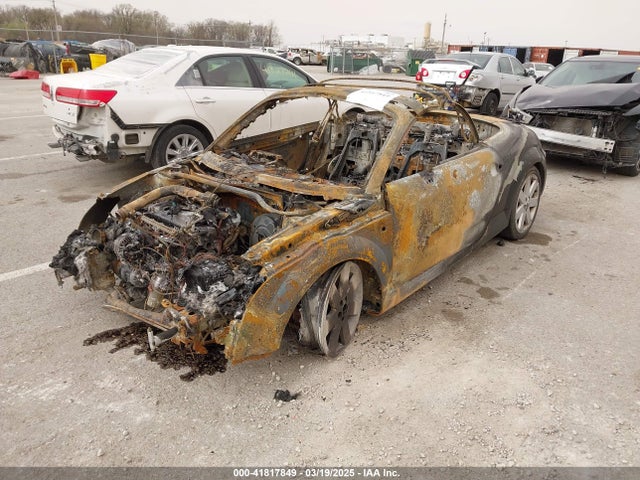 2003 AUDI TT TRUUT28N431015447 Photo 1
