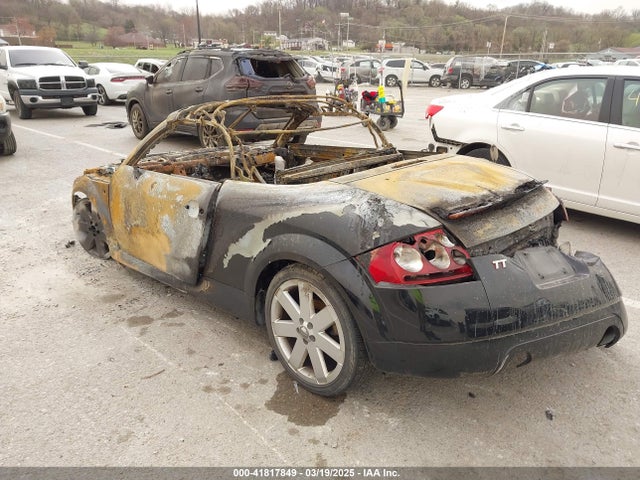 2003 AUDI TT TRUUT28N431015447 Photo 2
