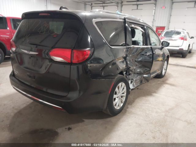 2C4RC1BG2KR730791 Chrysler Pacifica Touring L