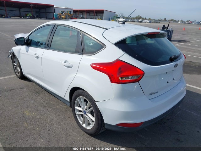 1FADP3K28GL364288 Ford FOCUS SE