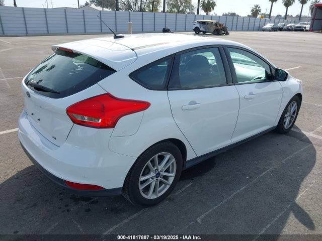 1FADP3K28GL364288 Ford FOCUS SE