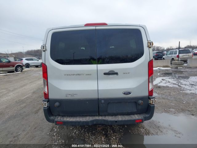 1FBZX2ZM4FKA18619 Ford Transit-350 Xlt
