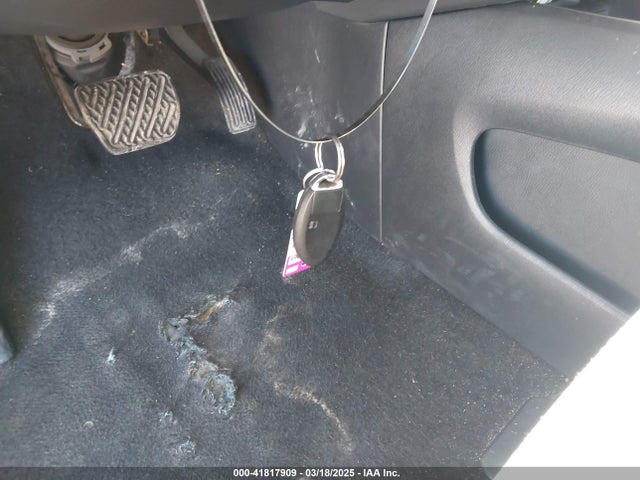 5N1DR2MM0JC654685 Nissan Pathfinder Sv