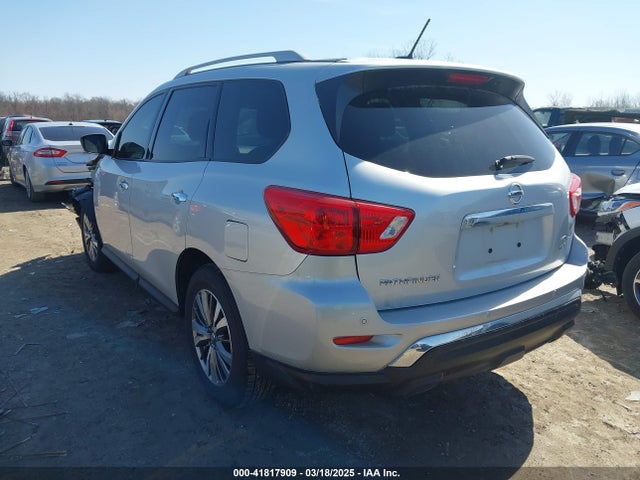 5N1DR2MM0JC654685 Nissan Pathfinder Sv