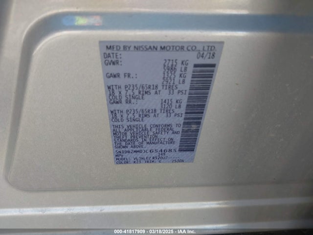 5N1DR2MM0JC654685 Nissan Pathfinder Sv