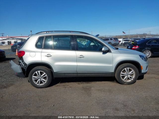 WVGBV7AX1FW568208 Volkswagen TIGUAN S