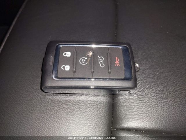 1C4RJKBG3S8634319 Jeep GRAND CHEROKEE L