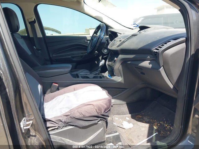 1FMCU0F7XKUA62907 Ford ESCAPE S