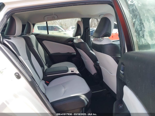Toyota Prius Prime Premium 2017 JTDKARFP5H3067671 Image 8