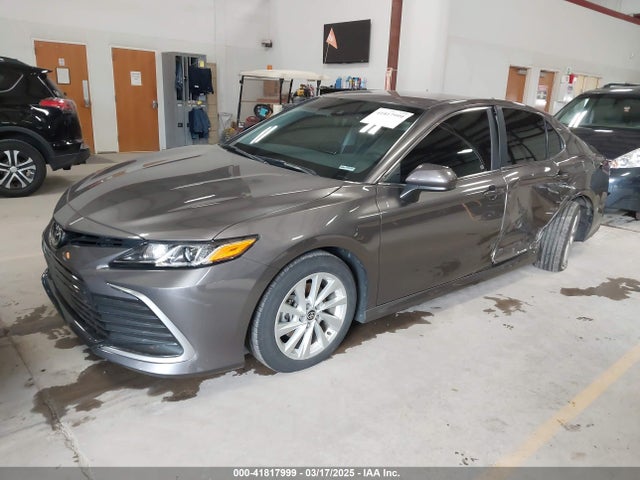 4T1C11BK4MU023001 Toyota Camry Le Awd