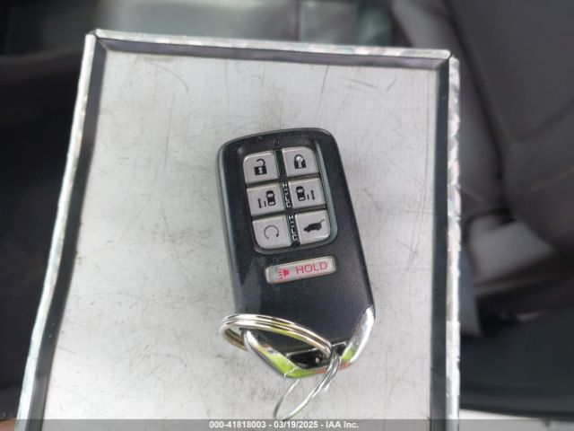 5FNRL6H9XJB052114 Honda Odyssey Elite