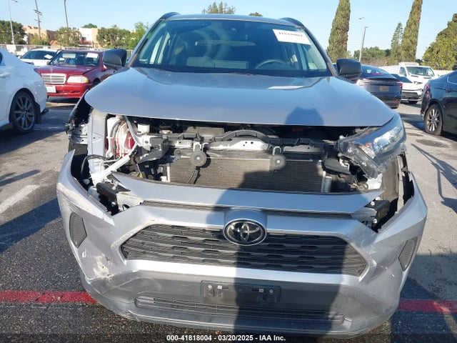 Toyota RAV4 LE 2021 2T3F1RFVXMC196157 Image 13