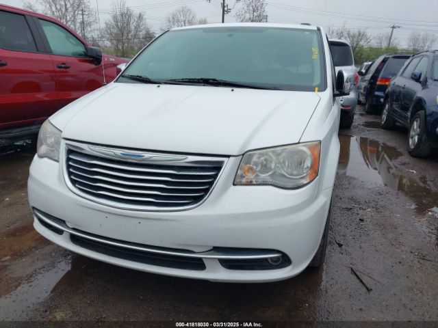 2C4RC1CG0ER257010 Chrysler Town & Country Touring-l