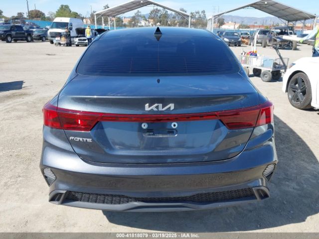 3KPF24AD9PE652758 KIA Forte Lxs