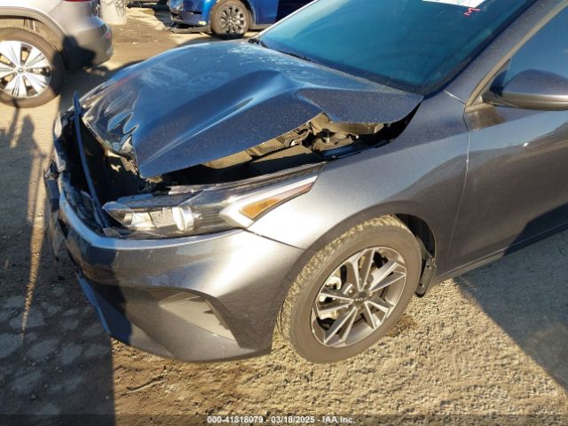 3KPF24AD9PE652758 KIA Forte Lxs