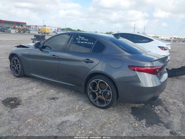 ZARFAMBN1N7656672 Alfa Romeo Giulia Ti Rwd
