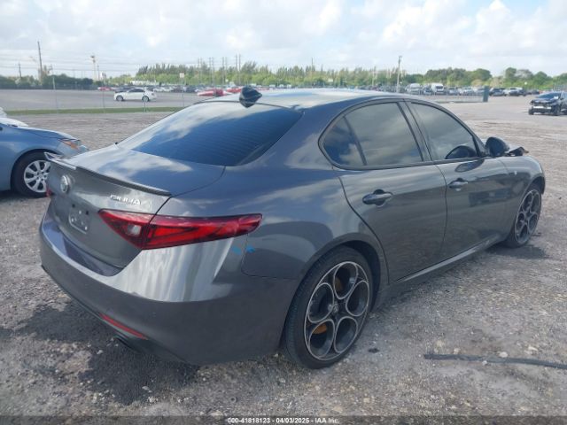 ZARFAMBN1N7656672 Alfa Romeo Giulia Ti Rwd
