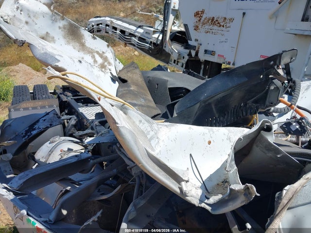 2016 KENWORTH CONSTRUCTION 1XKYD49X8GJ475581 Photo 6