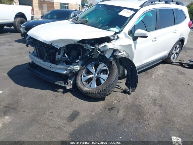4S4WMAFDXK3453733 Subaru Ascent Premium