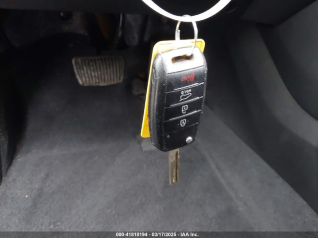 5XYPG4A33GG133219 KIA Sorento 2.4l Lx