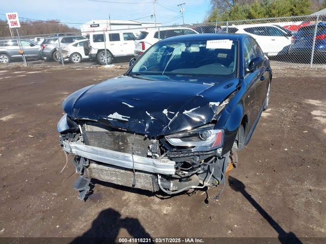 41818231 :رقم المزاد ، WAUFFAFL9FN012169 vin ، 2015 Audi A4 2.0t Premium مزاد بيع