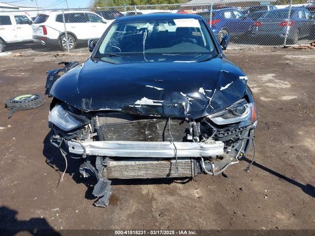 41818231 :رقم المزاد ، WAUFFAFL9FN012169 vin ، 2015 Audi A4 2.0t Premium مزاد بيع