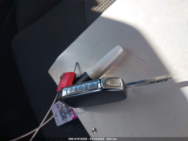3KPF24AD2LE258075 KIA Forte Lxs