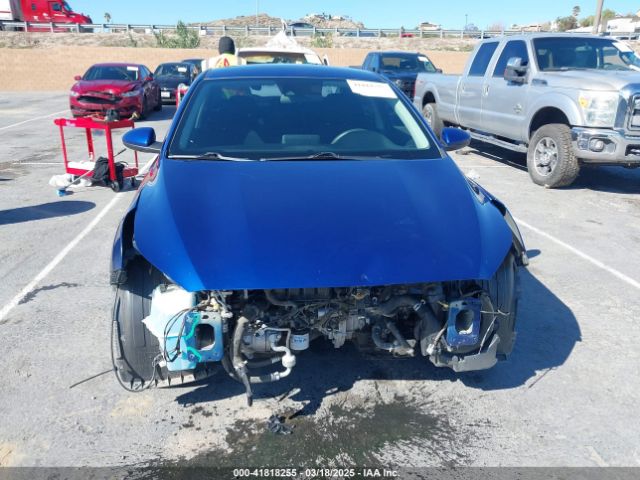 3KPF24AD2LE258075 KIA Forte Lxs