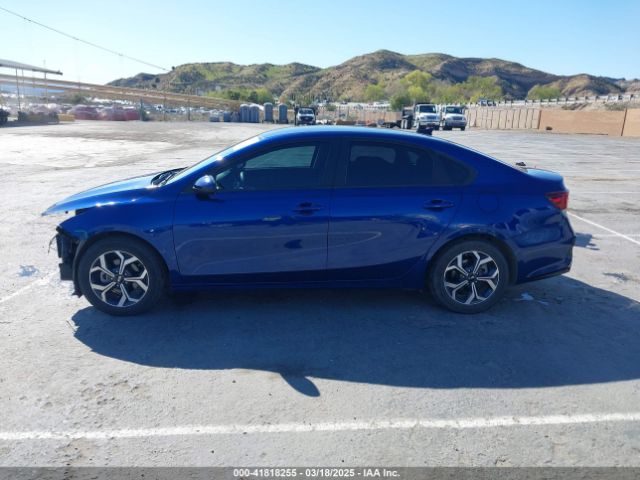 3KPF24AD2LE258075 KIA Forte Lxs
