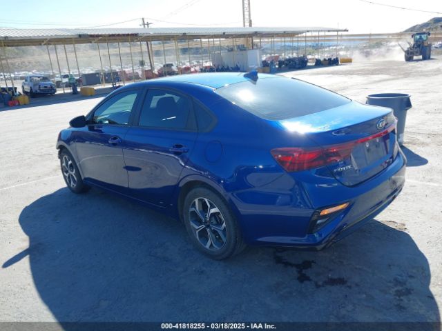 3KPF24AD2LE258075 KIA Forte Lxs