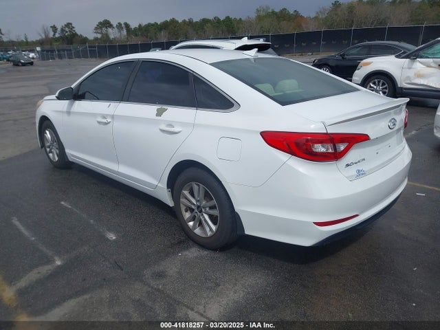 5NPE24AFXFH163194 Hyundai SONATA SE