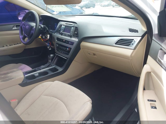 5NPE24AFXFH163194 Hyundai SONATA SE