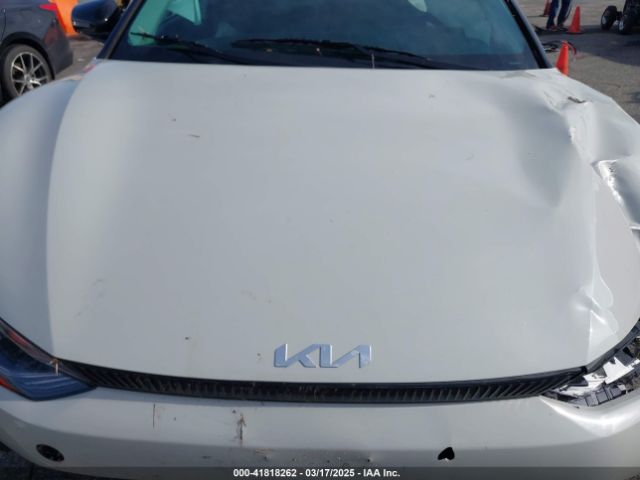 KNDC34LA1R5214852 KIA Ev6 Light Long Range